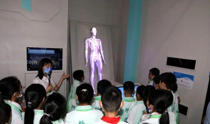 六一探秘科技馆，童心放飞科技梦