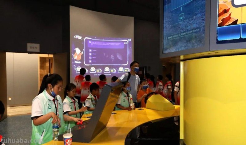 六一探秘科技馆，童心放飞科技梦