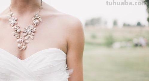 分享这4个技巧给你，让你在拍摄婚纱摄影时候游刃有余