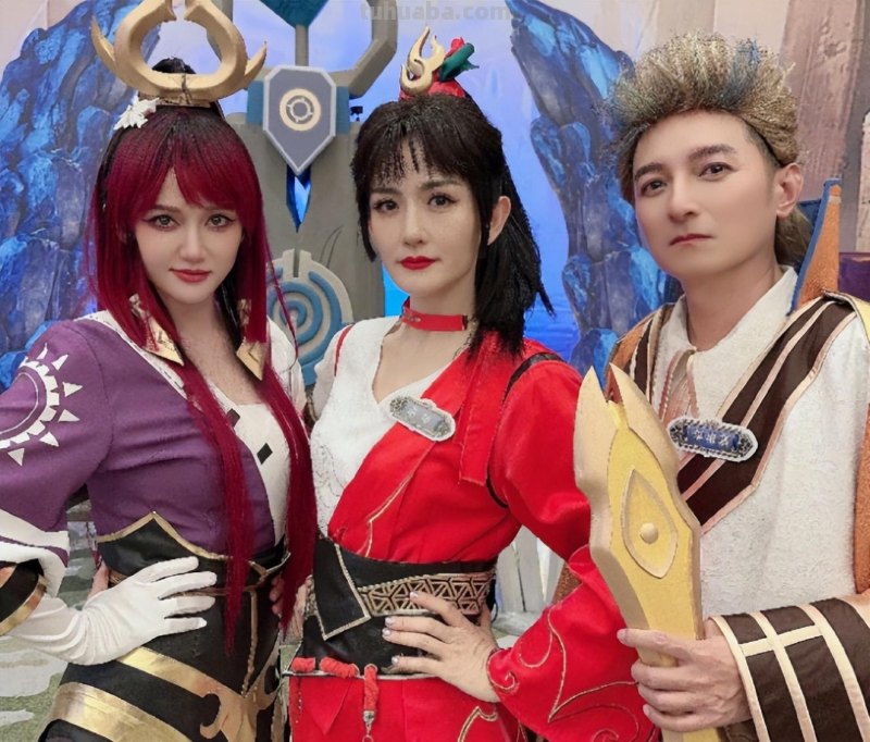 21位明星COS王者，娜扎太像，赵丽颖是本人？你全都能认出来吗？