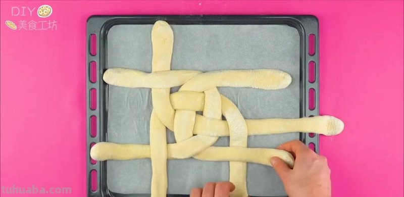 「烘焙教程」7个烘焙面包的小技巧，新手也能学会