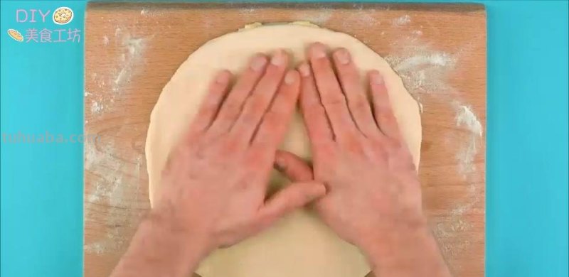 「烘焙教程」7个烘焙面包的小技巧，新手也能学会