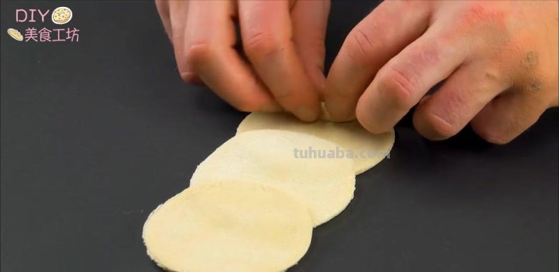 「烘焙教程」7个烘焙面包的小技巧，新手也能学会