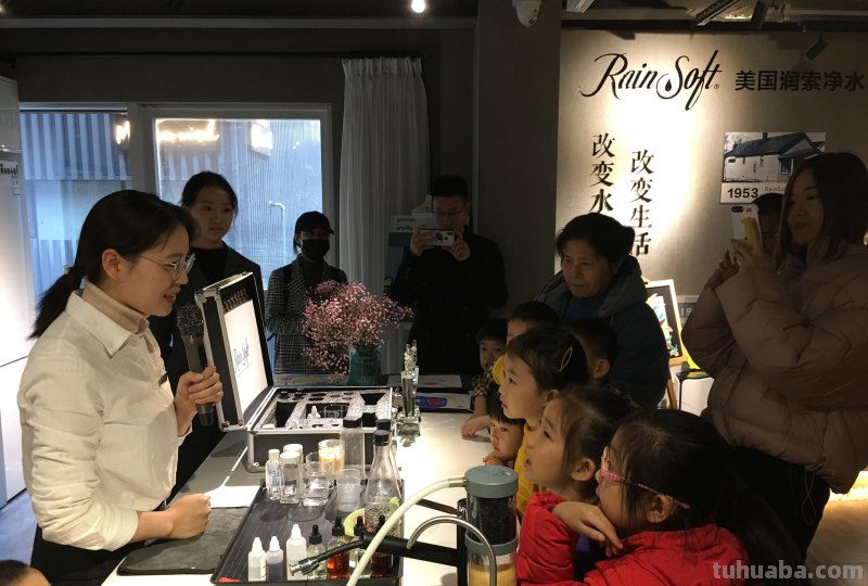 麦麦家第一届“润索杯”儿童公益画展西安举办