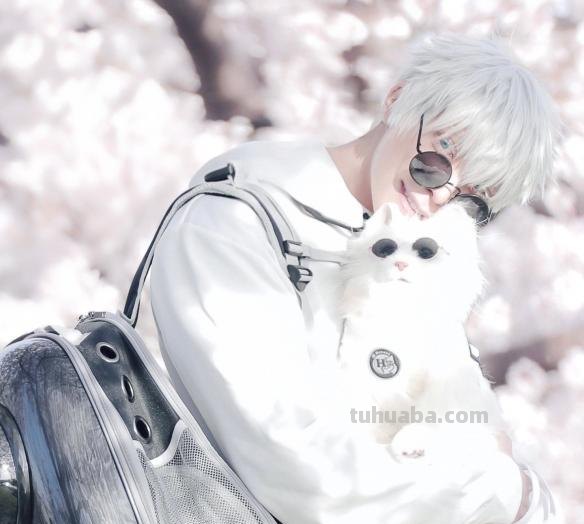 日本女Coser神还原：wiru一人分饰两角：黄昏&amp;约儿