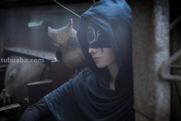 日本女Coser神还原：wiru一人分饰两角：黄昏&amp;约儿