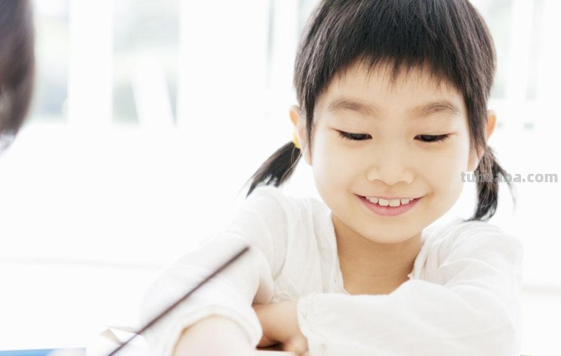 孩子成绩不好,自己也非常着急,怎么才能提高成绩呢?