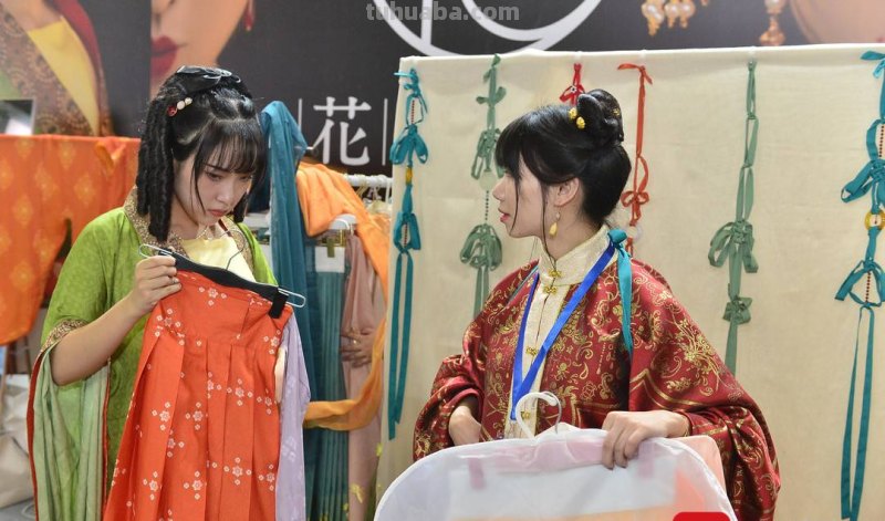 动漫、汉服、电竞……成都IGS博览会开展，这场二次元的盛会等你打卡