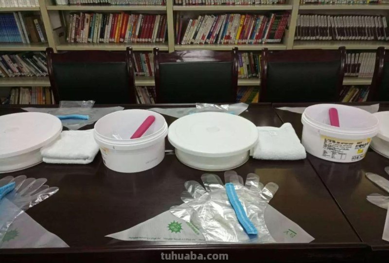 青年之家｜金阳县Happy周末青年汇—蛋糕烘焙DIY