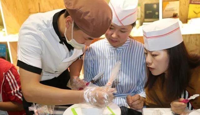 青年之家｜凉山共青团Happy周末青年汇工作坊之&quot;蛋糕烘焙DIY&quot;