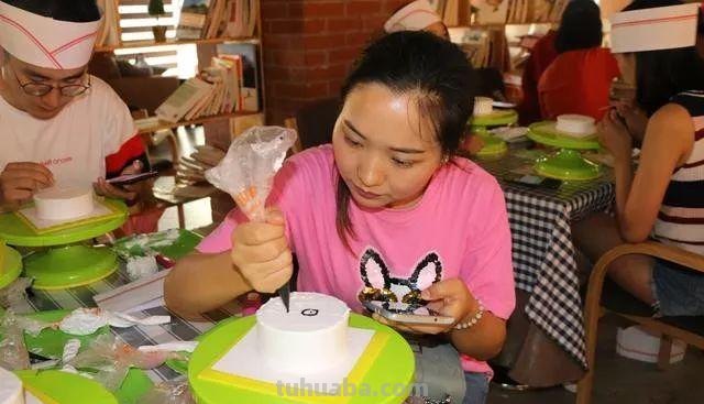 青年之家｜凉山共青团Happy周末青年汇工作坊之&quot;蛋糕烘焙DIY&quot;