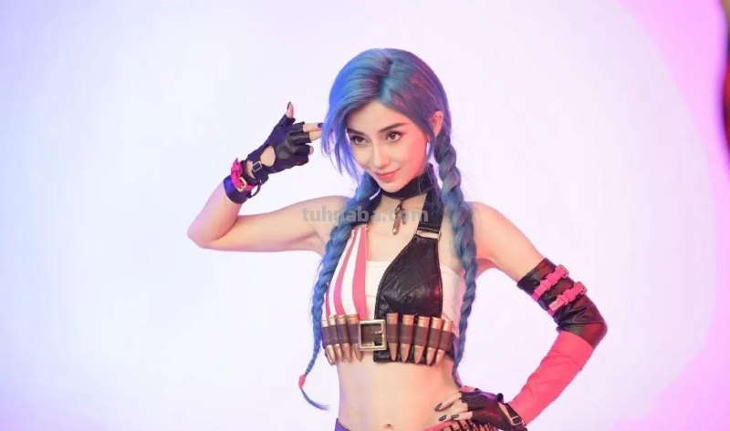 Angelababy那些出神入化的Cos，你粉过几个？