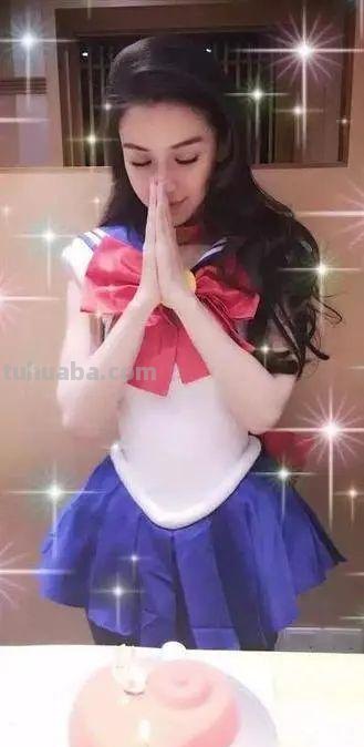 Angelababy那些出神入化的Cos，你粉过几个？