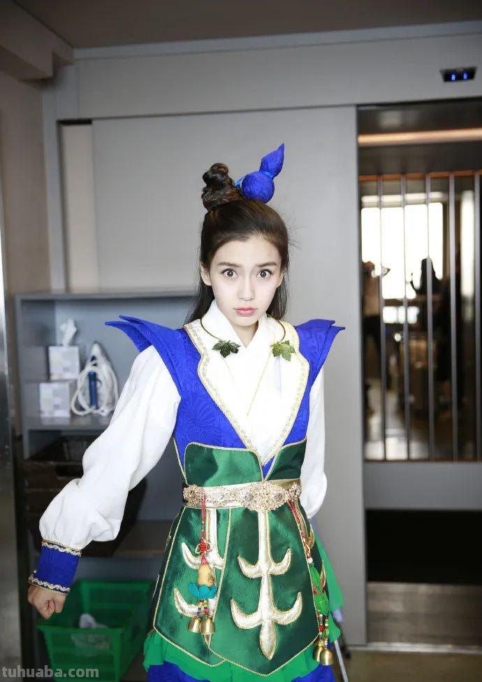 Angelababy那些出神入化的Cos，你粉过几个？