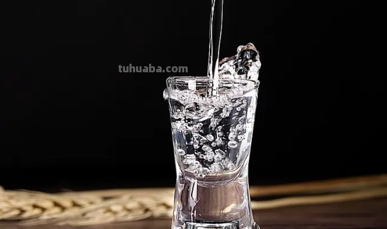 白酒市场复杂，竞争从未停止，来看看这几款发挥稳定的优质口粮