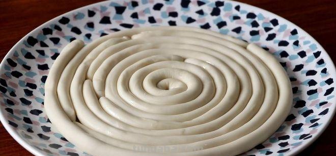 别再买现成的面条了!教你做3款好吃的手工擀面，简单又美味