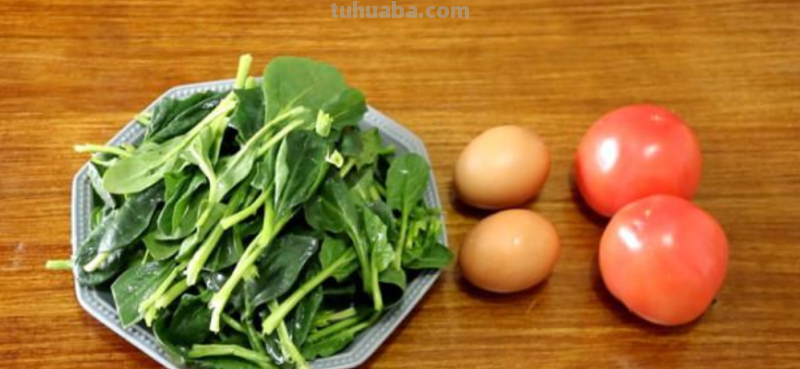 别再买现成的面条了!教你做3款好吃的手工擀面，简单又美味