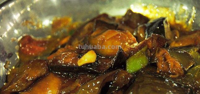 清华食堂：除了历史味道，还有垂涎欲滴的烧茄子，叫我口水直流