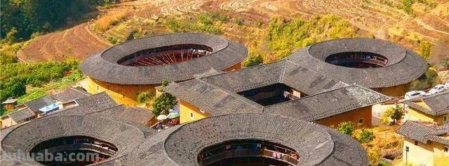 儿童画教程｜感受中国传统民居的魅力-福建土楼