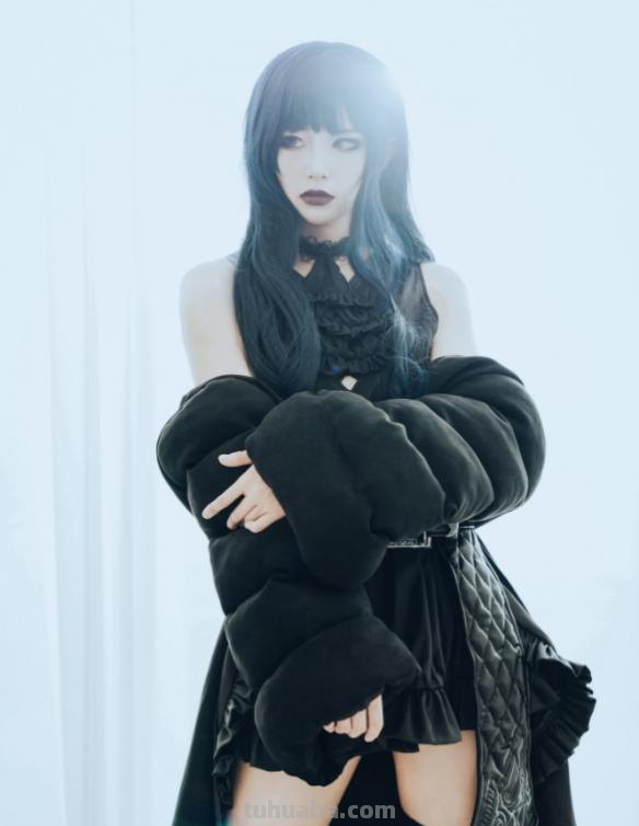 身材火辣的COSER新秀！韩国正妹달토웨이COS美图赏