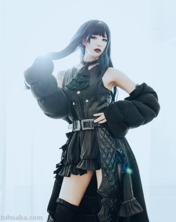 身材火辣的COSER新秀！韩国正妹달토웨이COS美图赏