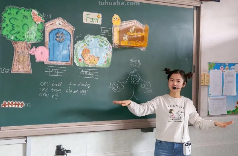 教室里的魔法师？丸子头老师自制教具美哭学生