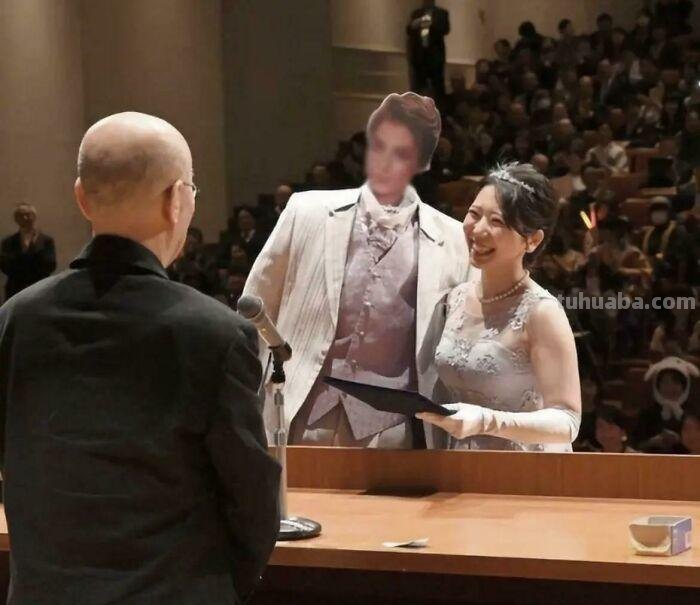 2022日本京都大学毕业典礼，上演cosplay，有人扮演中国宫女