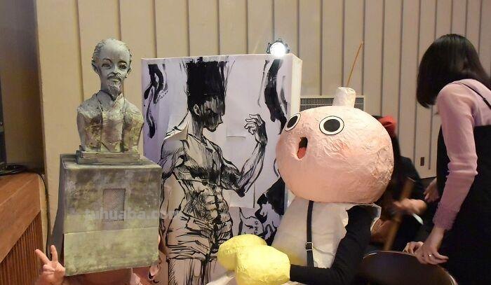 2022日本京都大学毕业典礼，上演cosplay，有人扮演中国宫女