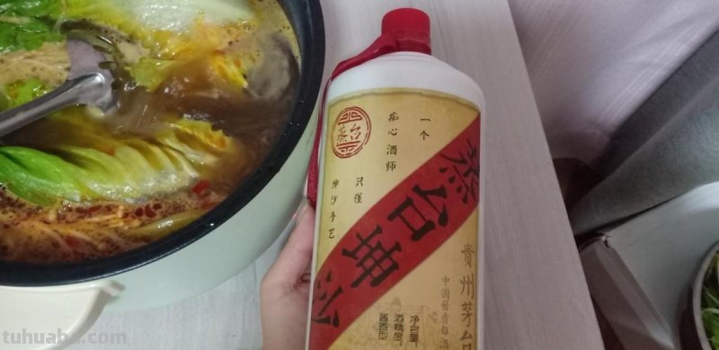 年底暗藏在超市中最适合囤的5款佳酿，款款纯粮无一滴添加剂