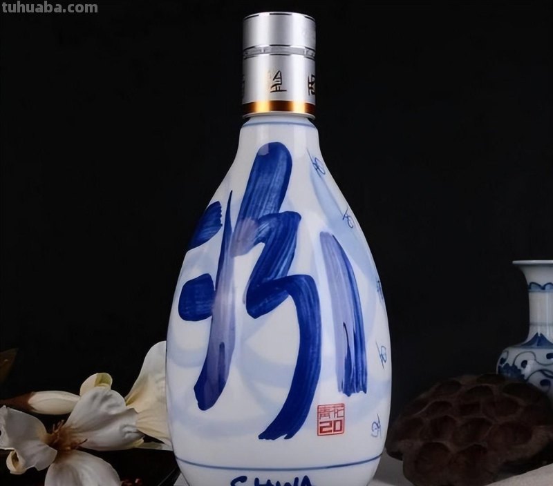 年底聚会用酒清单：这8款好酒，高品质有包装，待客有面还有里