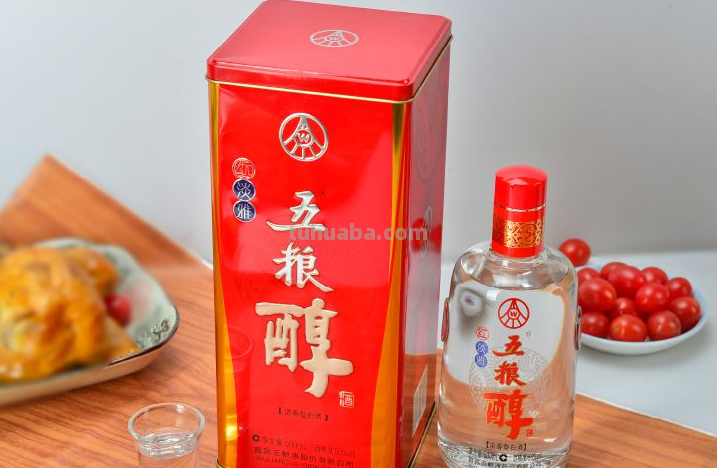 年底聚会用酒清单：这8款好酒，高品质有包装，待客有面还有里