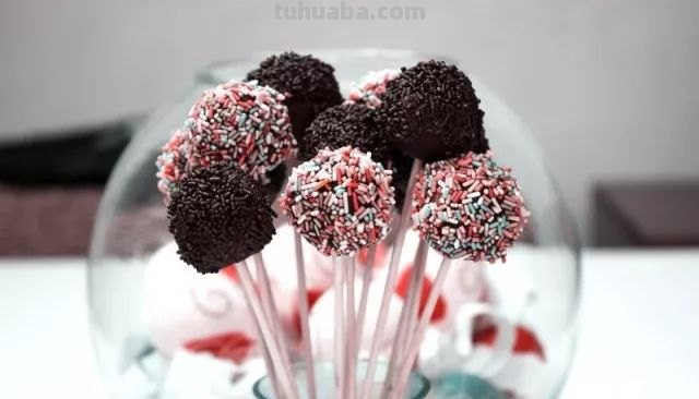 孩子不适合吃太多巧克力,为何?