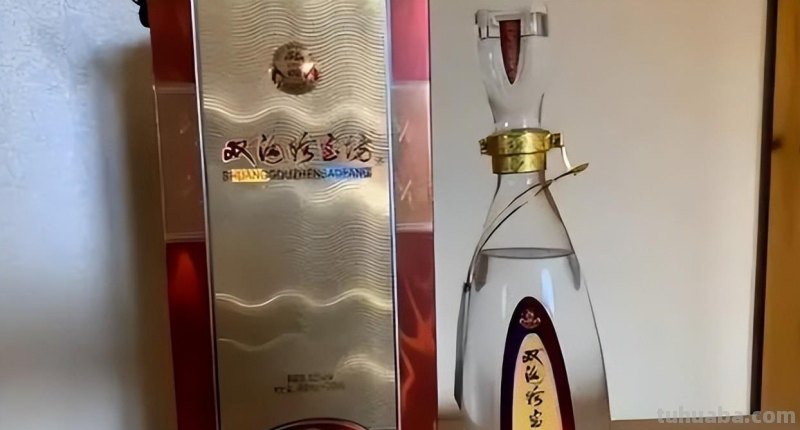 跨年聚会用酒清单：6款大牌佳酿，有品质也有包装，待客倍儿有面