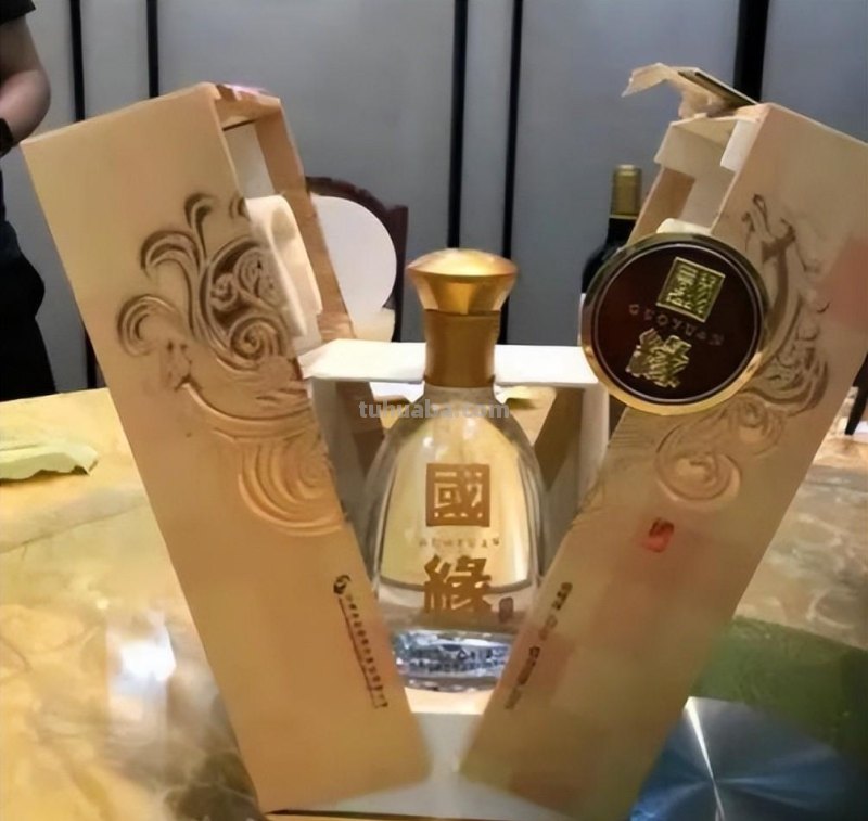 跨年聚会用酒清单：6款大牌佳酿，有品质也有包装，待客倍儿有面