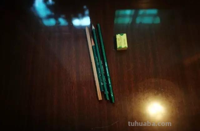 水彩画常用工具介绍 水彩画常用工具介绍