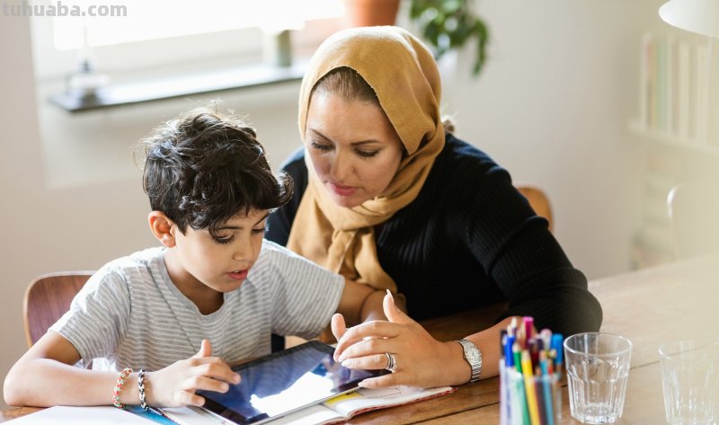 很多家长不愿意和孩子进行沟通,这样会造成哪些影响?