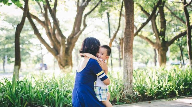 导致孩子缺乏安全感的诱因都有哪些?父母该怎样做?