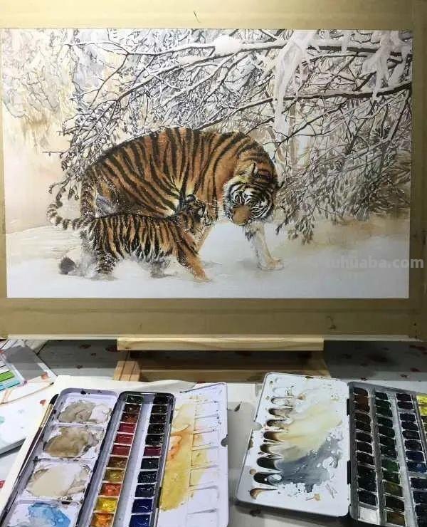 这些小动物在她的水彩画里活了，个个充满神韵！