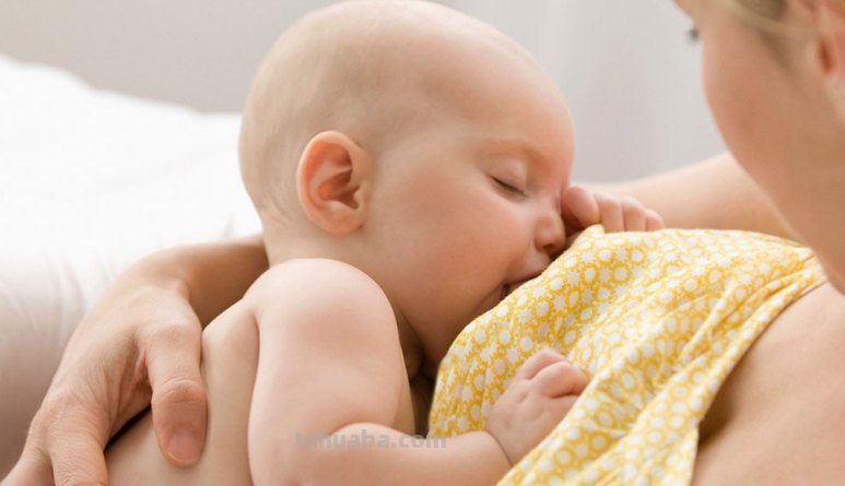 宝宝出现了哪四种表现,暗示着他已经吃饱了?