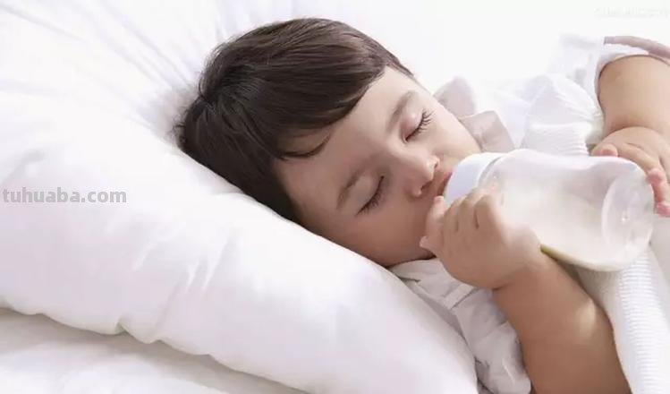 新生儿奶瓶买多大的合适?新生儿奶瓶如何选择?