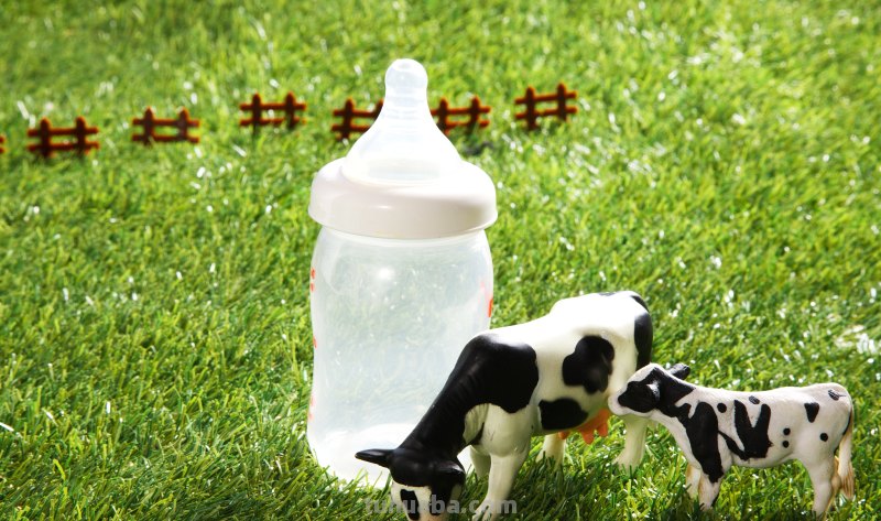 宝宝刚出生买多大的奶瓶比较合适?那么买几个奶瓶比较好呢?