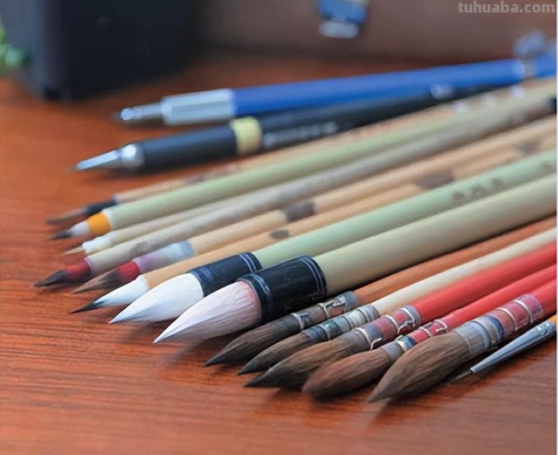水彩画工具有哪些