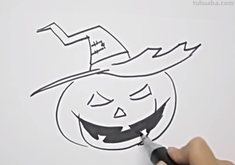 如何画出万圣节南瓜灯的简笔画?