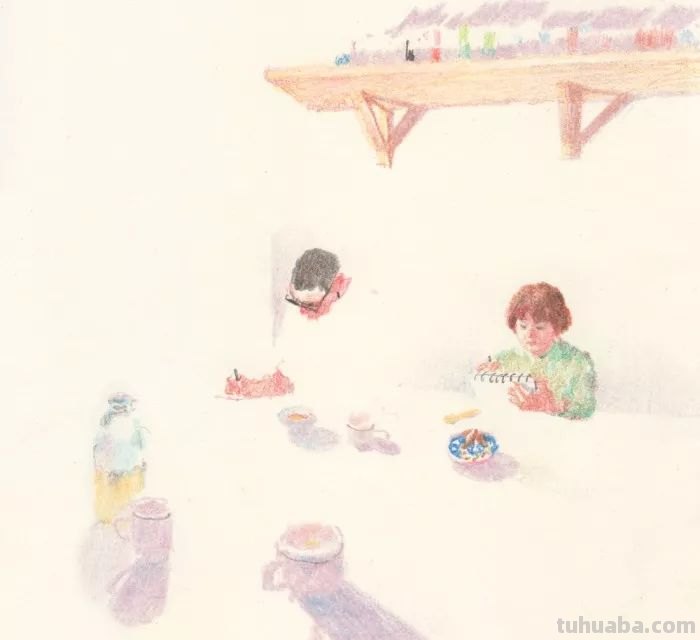 这些彩铅画,画的不是真实,但是温暖迷人 这些彩铅画,画的不是真实,但是温暖迷人