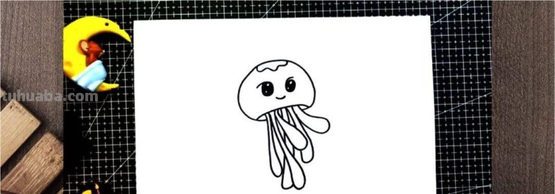 少儿创意美术课件分享：线描装饰画快乐的水母，收藏备用
