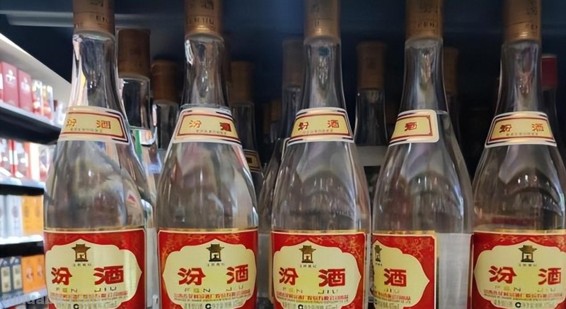 小卖部里隐藏着的5款“佳酿”，定位口粮市场，酒质不输高档酒