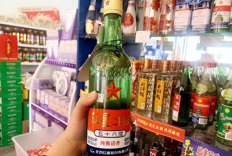 小卖部里隐藏着的5款“佳酿”，定位口粮市场，酒质不输高档酒