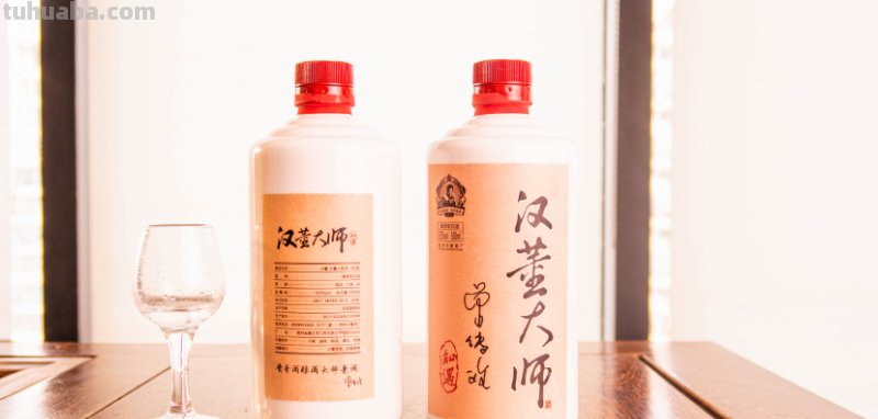 小卖部里隐藏着的5款“佳酿”，定位口粮市场，酒质不输高档酒