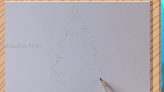 圣诞树怎么画图片 圣诞树怎么画图片