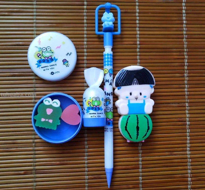 老文具:90后小时候的文具盒里 总少不了西瓜太郎和小青蛙 老文具:90后小时候的文具盒里 总少不了西瓜太郎和小青蛙